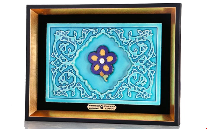 قاب کاشی متبرک نفیس 30*40